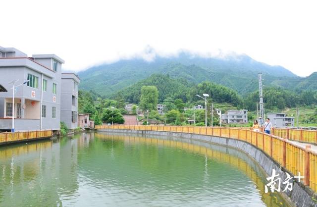 2017年，黑山村被評(píng)為“廣東省衛(wèi)生村”。記者黃津 攝